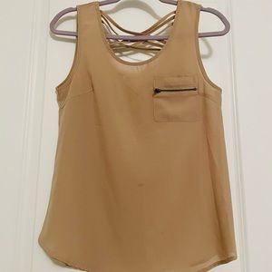Sleeveless Zippered Pocket Top